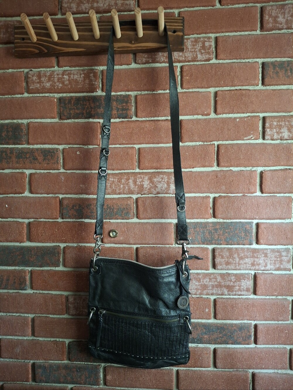 The Sak Crossbody Puese